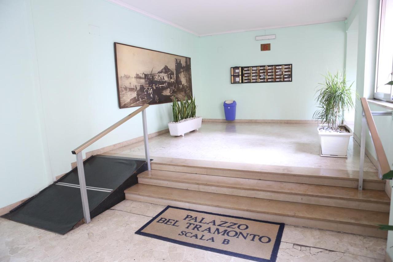 Costa Apartment Napels Buitenkant foto