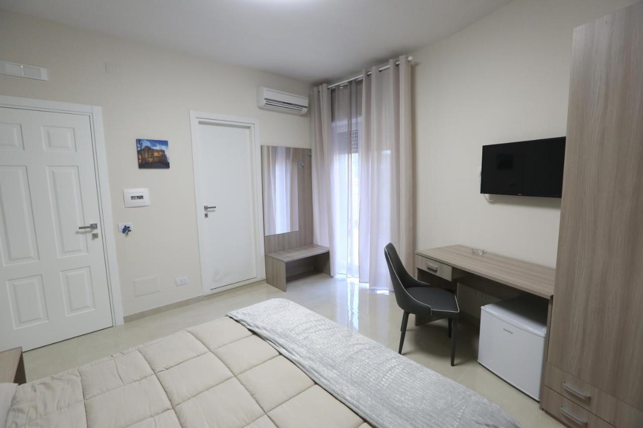 Costa Apartment Napels Buitenkant foto