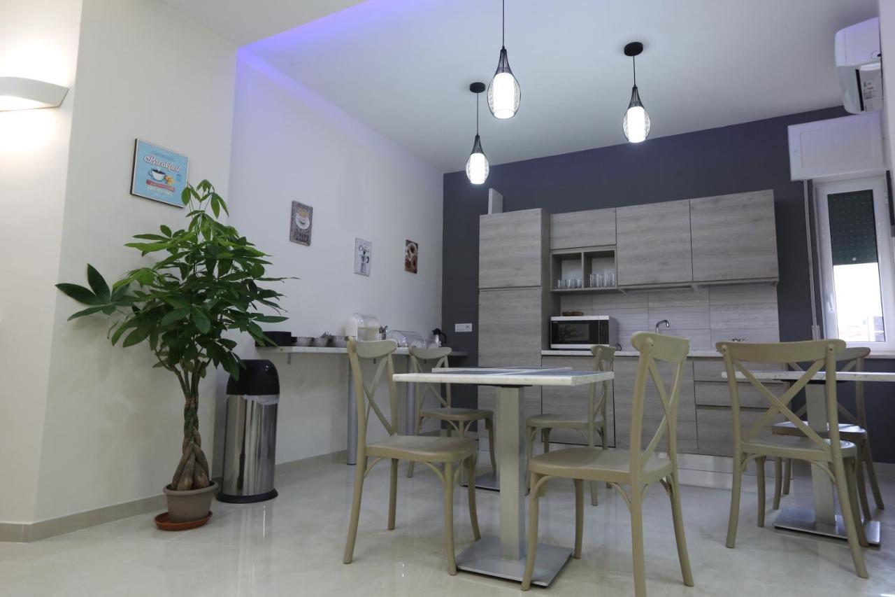 Costa Apartment Napels Buitenkant foto